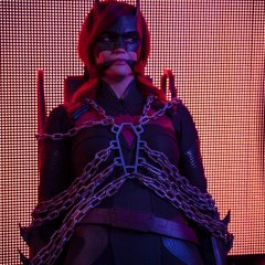 batwoman-episode-118-if-you-believe-in-me-ill-believe-in-you-promotional-photo-01-b9622a1c6c177d7475aa499df09bb633.jpg