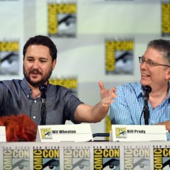 Bill-Prady-CBS-Bang-Theory-Panel-Comic-Con-gFTQLtuEwkEl-9996ea524511b10ca888b1e6e6c7a99c.jpg