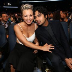 Kunal-Nayyar-Behind-Scenes-People-Choice-Awards-xLnRnqdtQ0Pl-6ba8a8552117b8030c515035f3448e23.jpg