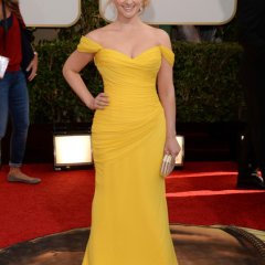 Melissa-Rauch-71st-Annual-Golden-Globe-Awards-AIwgI-Z48Z-l-3b3657eeed1488f8d3dc12de2811bd9f.jpg