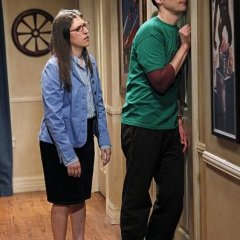 The-Big-Bang-Theory-Episode-7.20-The-Relationship-Diremption-Promotional-Photos-5-595-slogo-f4b916dbbe742a76ff26090147137bdf.jpg
