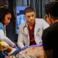 chicago-med-episode-510-guess-it-doesnt-matter-anymore-promotional-photo-10-595-6e101baa53305494f8df6adfe508e863.jpg