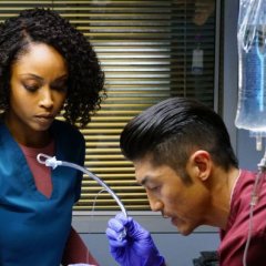 chicago-med-episode-512-leave-the-choice-to-solomon-promotional-photo-09-595-1daacccf56392a6d2792550e15f068d3.jpg