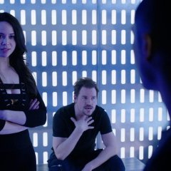 Dark-Matter-Photos-Stuff-to-Steal-People-to-Kill-Season-2-Episode-8-Syfy-18--b729c1e0b762c3fde1cb972a57a6174c.jpg