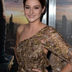 shailene0318-20-b90e638e5bcbd2e4f7741c4ceef40aeb.jpg