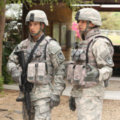 normal-scnet-enlisted1x02still-001-a5676ce89fdfeee4401be26e165b6e08.jpg