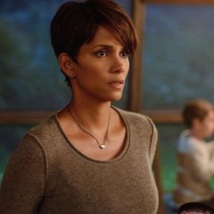 Extant-Episode-1.01-Reentry-Promotional-Photos-2-595-slogo-f40b8159ad33f1a2d4676cd11ee14ce3.jpg