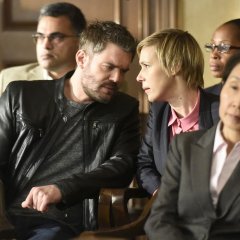 how-to-get-away-with-murder-episode-612-lets-hurt-him-promotional-photo-09-b04bb41e25c40a106438d00f775bfa47.jpg