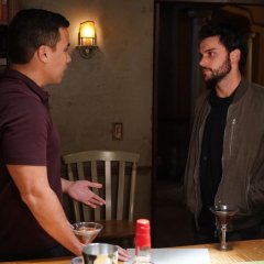 how-to-get-away-with-murder-episode-615-stay-series-finale-promotional-photo-28-9b1a12f9ac7f7470e38c7675c1f1c050.jpg