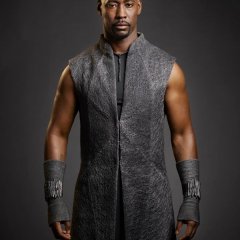 lucifer-db-woodside-as-amenadiel-e1431483929475-059902386fe4f01958712592e5b65813.jpg