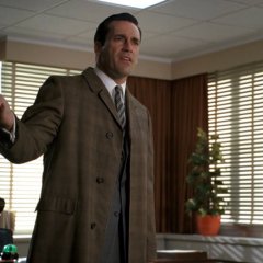 Mad-Men-S1-E11-3-1d70f4bd4c46c67a004359b7e1946713.jpg