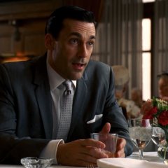 Mad-Men-S1-E6-4-b725efeecec7557be57d778aef36af3a.jpg