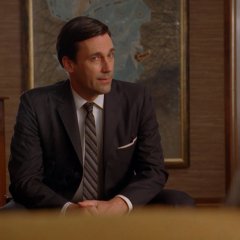 Mad-Men-S3-E1-2-df69c6e84b52523770018d24470e5201.jpg