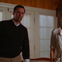 Mad-Men-S3-E12-6-1b6fe8fc4327d18d909f6cc93324ff86.jpg