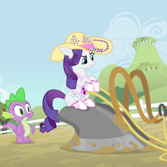 Rarity-on-a-plow-S4E13-bf0b085b6be338ff03a6325041db8adf.png