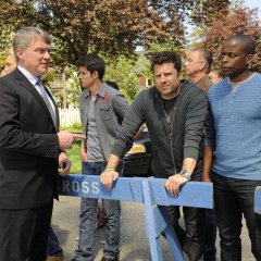Psych-Episode-8.02-S.E.I.Z.E.-the-Day-Promotional-Photos-7-FULL-28c8a31f45bfd4e8d55fe8846b2878b7.jpg