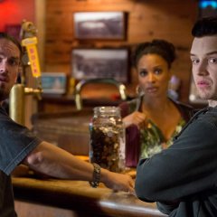 Shameless-Episode-4.05-There-s-The-Rub-Promotional-Photos-9-FULL-a83eb1cb7cd1dad7131ec575be9693b2.jpg