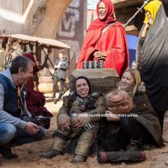 rogue-one-bts-warwick-davis-209637-907fd15f864058c931db7570eea38862.jpeg