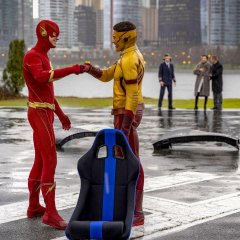 the-flash-episode-614-death-of-the-speed-force-promotional-photo-06-FULL-09a2bd7930355fe9015a3b3ab24d20d4.jpg