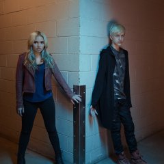 The-Gifted-Season-2-Official-Picture-Lauren-and-Andy-Strucker-the-gifted-tv-series-41588332-3114-3900-7ac1d116fa5332c414ce7012fd346829.jpg