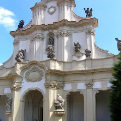 Osek-Monastery-church-3-912e18432581fcccc2dd7d5fe6c76e39.jpg