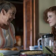 nell-and-clare-the-time-travelers-wife-s1e5-259e19275800f9da596ef65ba7d6c84d.jpg