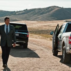 Ford-Expedition-SUV-and-F-150-Pickup-Truck-in-Yellowstone-S04E03-Going-Back-to-Cali-2021-8ce0fbe6ab1045d35aedbd2afd12f5de.jpg