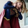 Fotografie k premiéře čtvrté řady seriálu Supergirl