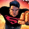 Superboy v podání Joshuy Orpina představuje svůj seriálový kostým
