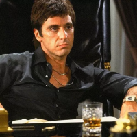 Remake Scarface má nového režiséra i scenáristy