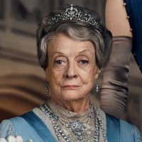 Zemřela Maggie Smith, představitelka Violet Crawleyové