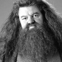 Zemřel Robbie Coltrane, představitel Hagrida