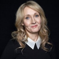 Jak J. K. Rowlingová dnes přemýšlí, když záměrně mění obecně známé události z Harryho Pottera?