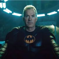 Michael Keaton: Je mi úplně jedno, že Batgirl zrušili