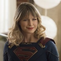 Recenze páté řady seriálu Supergirl: Jak se povedl nejnovější počin stanice CW?