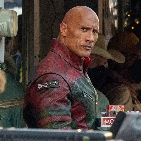 Dwayne Johnson se příští rok objeví ve vánoční akci Red One