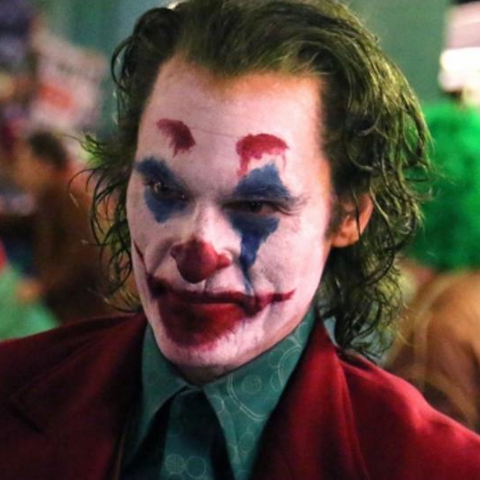 Todd Phillips představuje další fotku z Jokera