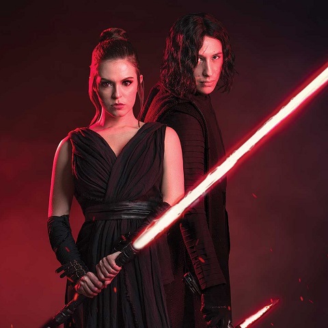 Artušovský světelný meč, nová síla Rey a další novinky ze světa Star Wars